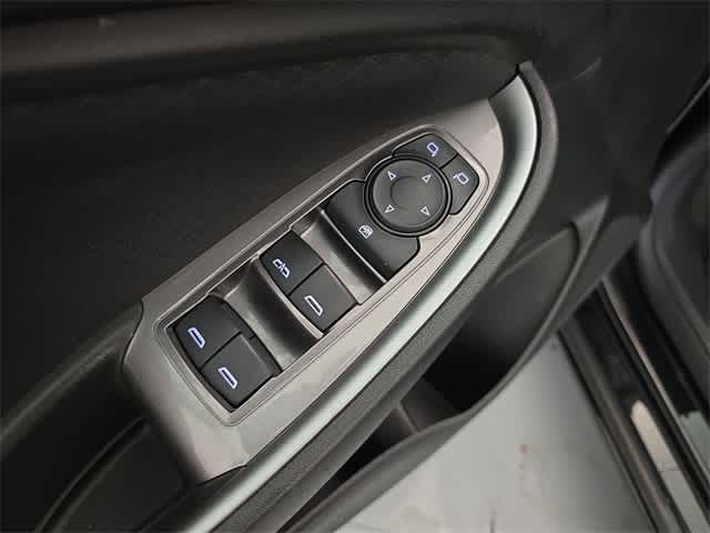 Thumbnail: 2023 Chevrolet Malibu - 38