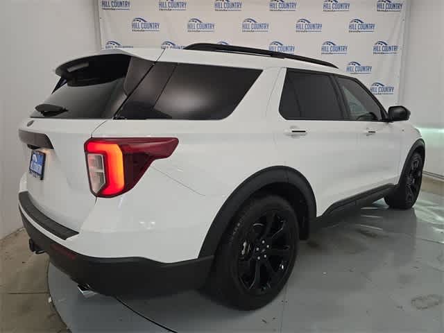 Thumbnail: 2023 Ford Explorer - 6