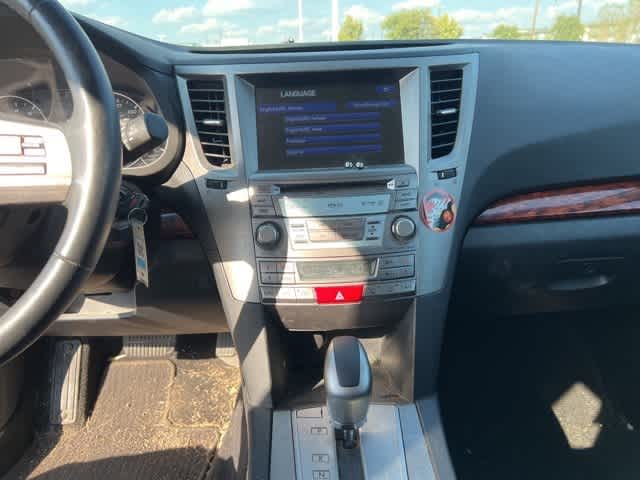 Thumbnail: 2011 Subaru Outback - 17
