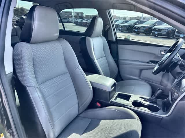 Thumbnail: 2016 Toyota Camry - 22