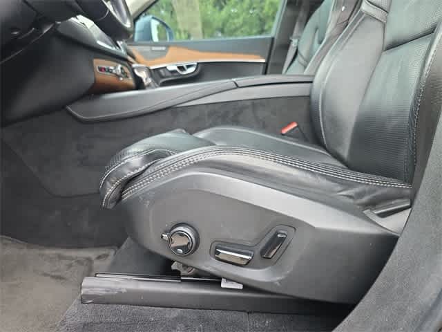Thumbnail: 2019 Volvo XC90 - 18