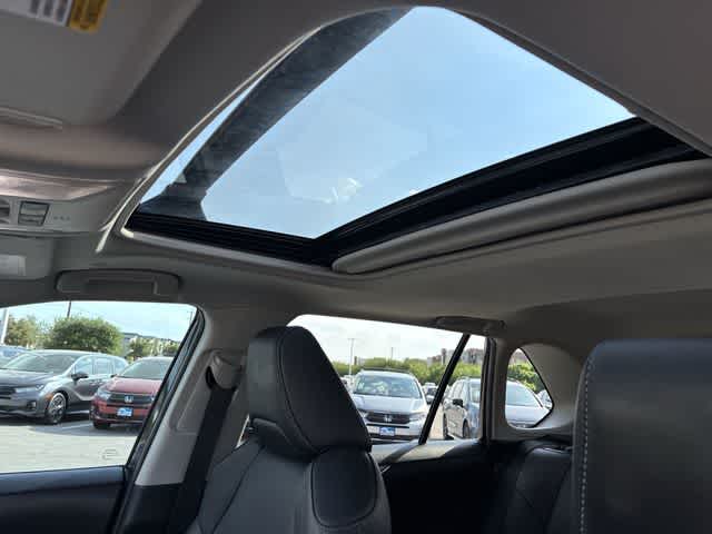 Thumbnail: 2024 Toyota RAV4 - 20