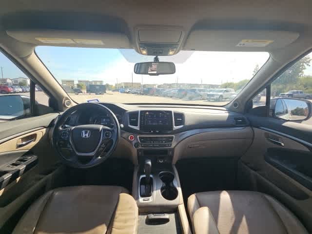 Thumbnail: 2019 Honda Ridgeline - 22