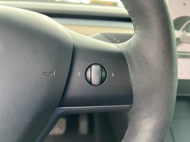 Thumbnail: 2021 Tesla Model Y - 10