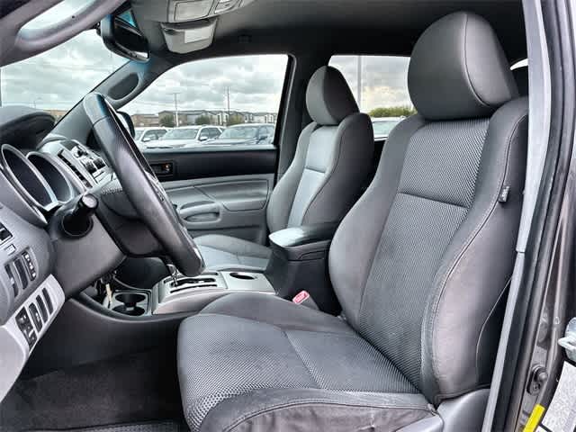 Thumbnail: 2012 Toyota Tacoma - 17