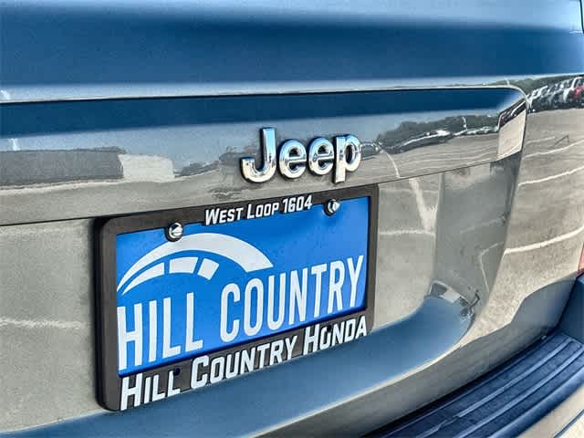 Thumbnail: 2013 Jeep Patriot - 13