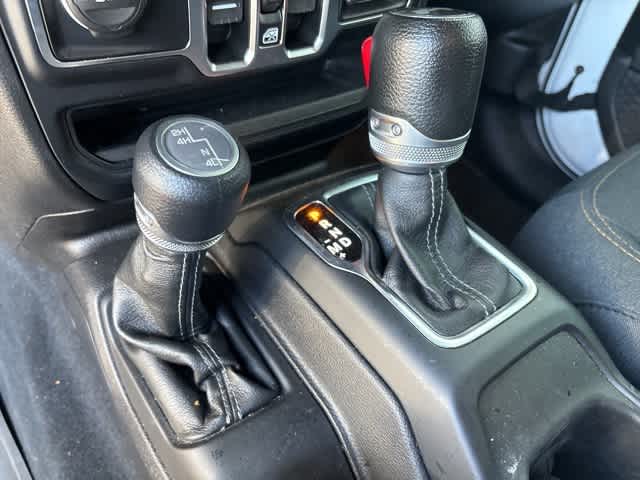 Thumbnail: 2024 Jeep Wrangler - 17