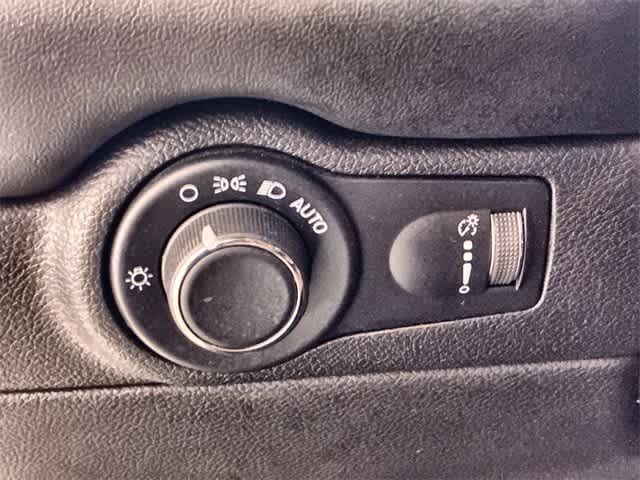 Thumbnail: 2023 Dodge Durango - 39