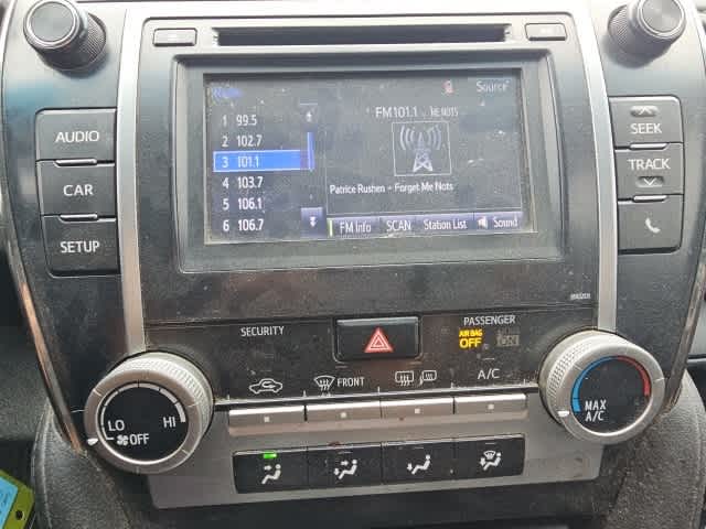 Thumbnail: 2014 Toyota Camry - 18