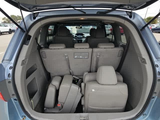 Thumbnail: 2013 Honda Odyssey - 24