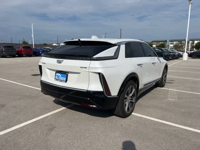 Thumbnail: 2024 Cadillac Lyriq - 5