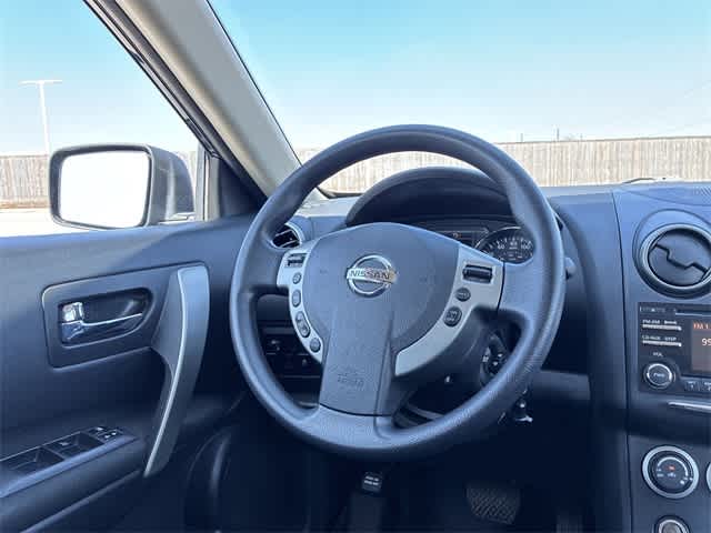 Thumbnail: 2015 Nissan Rogue - 23