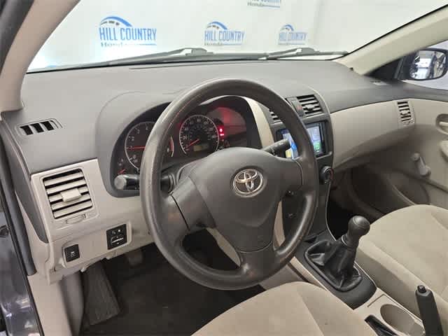 Thumbnail: 2011 Toyota Corolla - 2