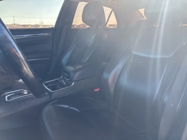 Thumbnail: 2016 Chrysler 300 - 20