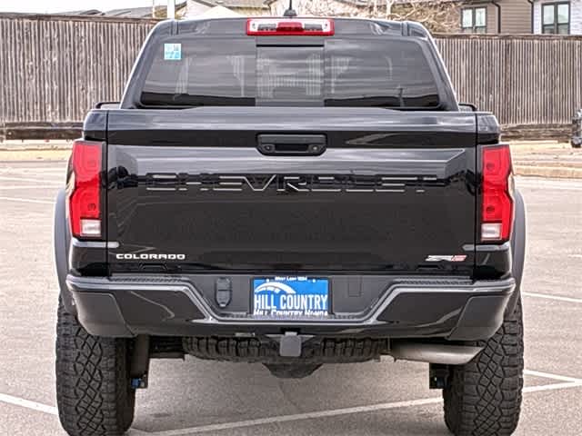 Thumbnail: 2024 Chevrolet Colorado - 5