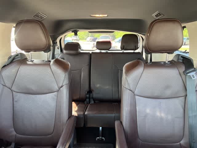 Thumbnail: 2021 Toyota Sienna - 20