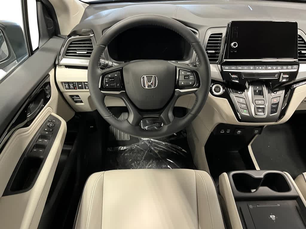 Thumbnail: 2026 Honda Odyssey - 17