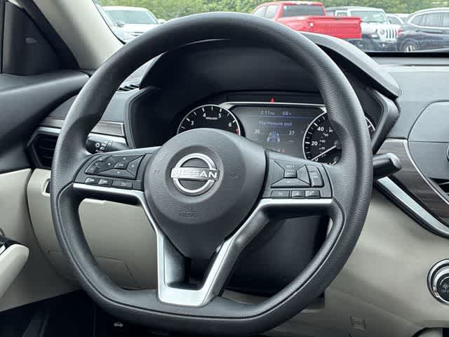 Thumbnail: 2023 Nissan Altima - 23