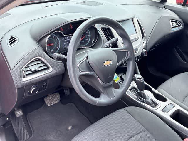 Thumbnail: 2017 Chevrolet Cruze - 2
