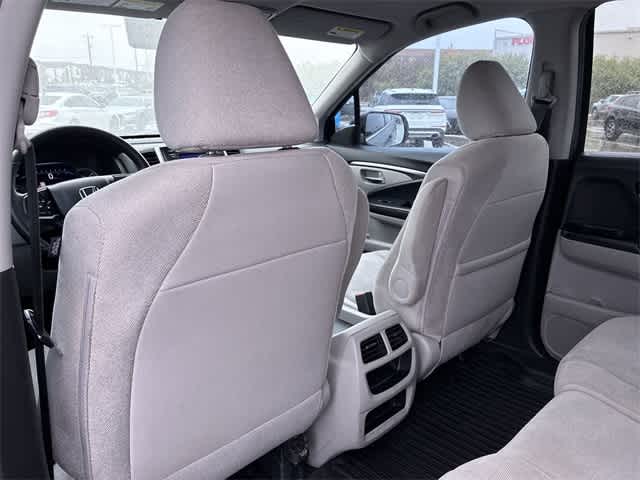 Thumbnail: 2019 Honda Pilot - 19