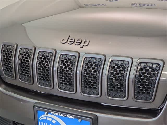 Thumbnail: 2021 Jeep Cherokee - 12