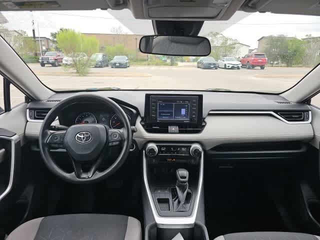 Thumbnail: 2022 Toyota RAV4 - 15