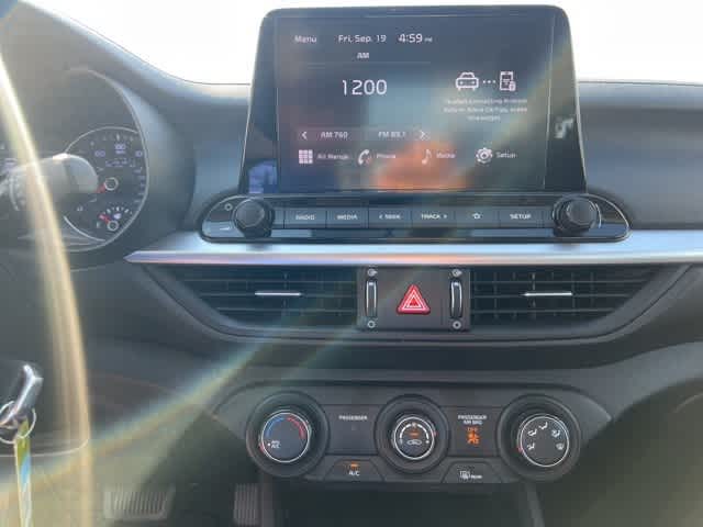 Thumbnail: 2023 Kia Forte - 19
