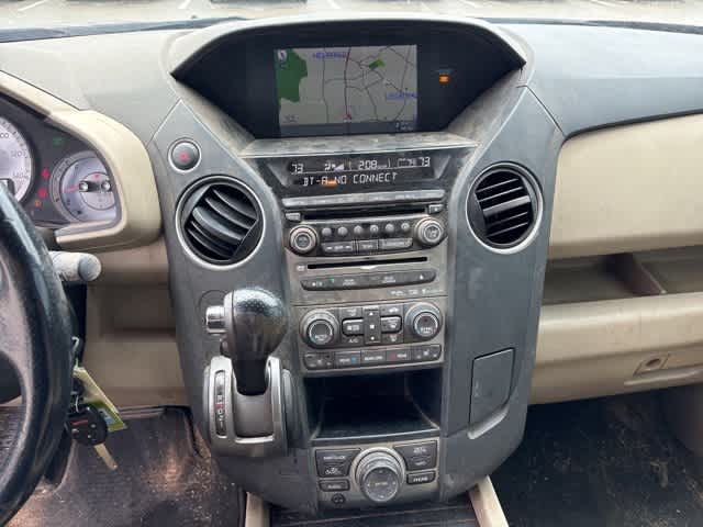 Thumbnail: 2013 Honda Pilot - 17