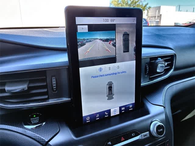 Thumbnail: 2020 Ford Explorer - 32