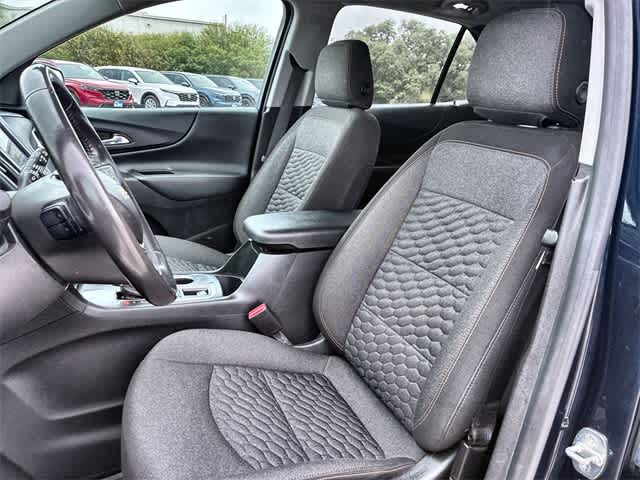 Thumbnail: 2021 Chevrolet Equinox - 17