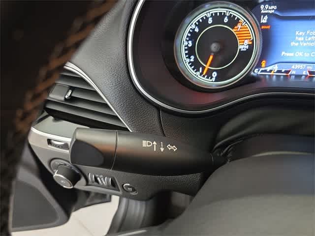 Thumbnail: 2021 Jeep Cherokee - 29