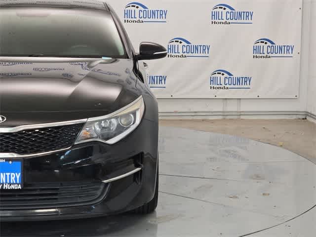 Thumbnail: 2016 Kia Optima - 11