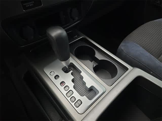 2011 Nissan Armada SV 32