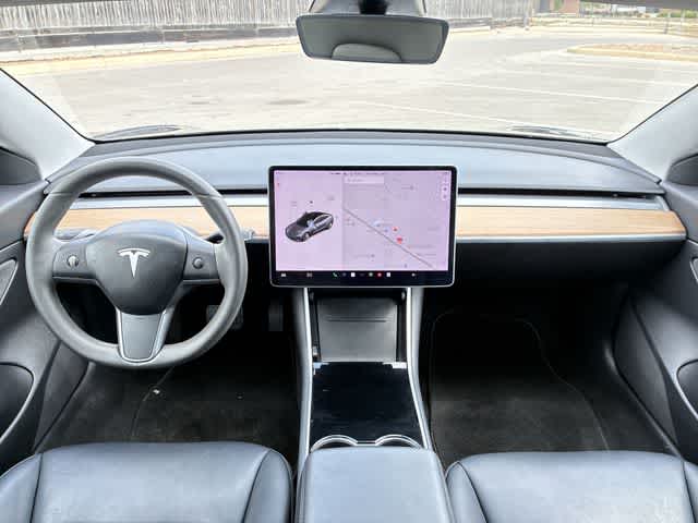 Thumbnail: 2020 Tesla Model 3 - 16