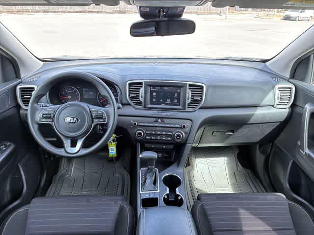 Thumbnail: 2018 Kia Sportage - 16