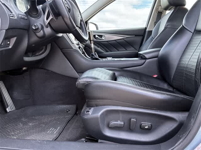 Thumbnail: 2016 INFINITI  - 18