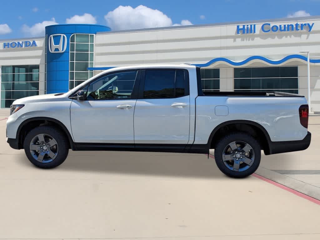 Thumbnail: 2025 Honda Ridgeline - 2