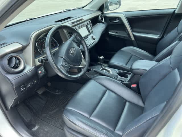 Thumbnail: 2013 Toyota RAV4 - 9