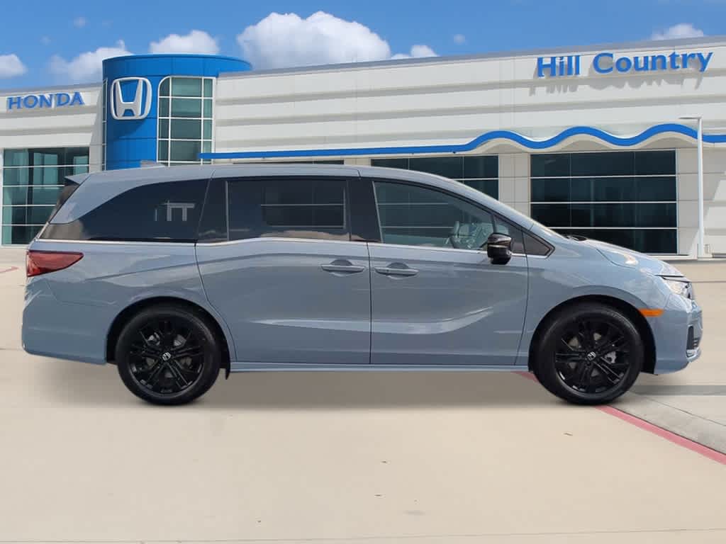 Thumbnail: 2026 Honda Odyssey - 6