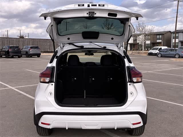 Thumbnail: 2024 Nissan Kicks - 45