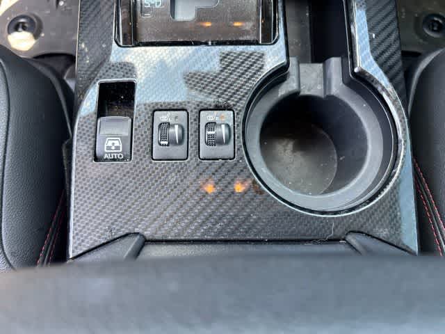 Thumbnail: 2020 Toyota 4Runner - 17