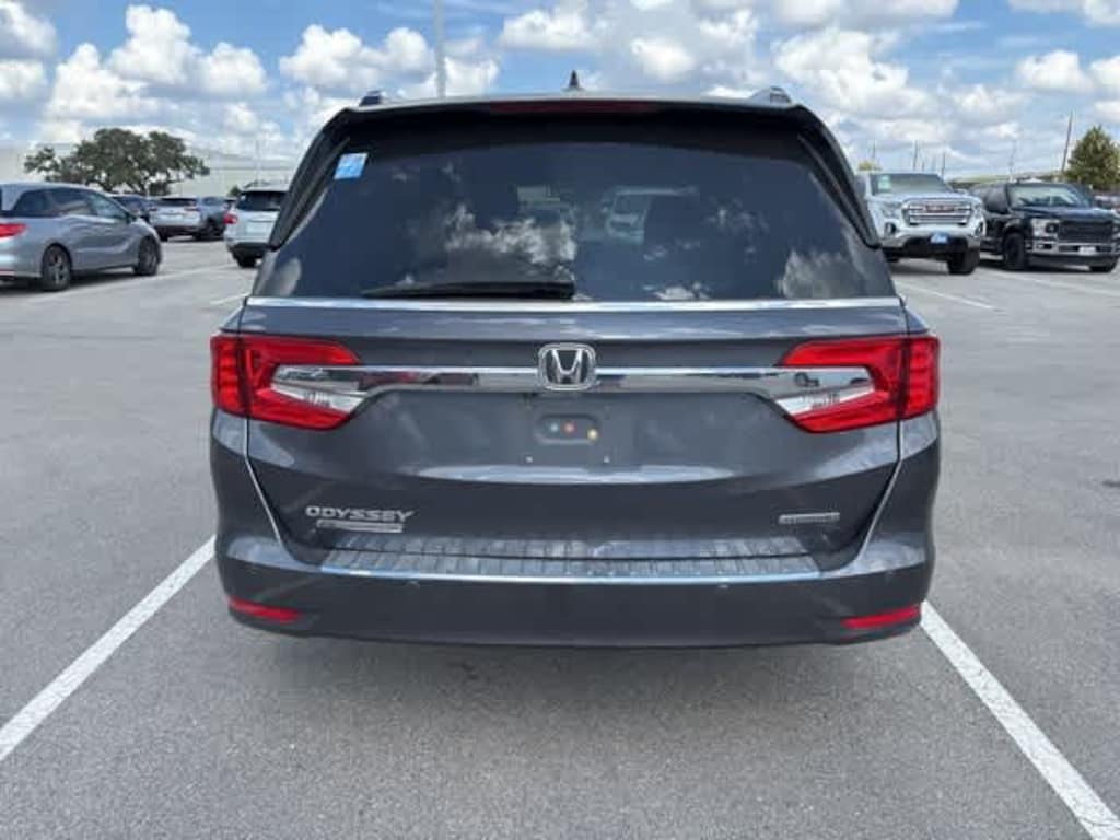 Used 2020 Honda Odyssey Touring Van
