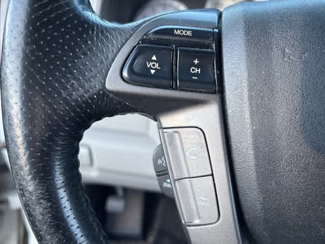 Thumbnail: 2011 Honda Pilot - 11