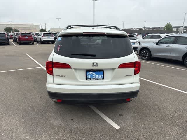 Thumbnail: 2016 Honda Pilot - 4