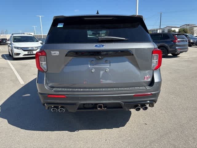 2022 Ford Explorer ST photo 2