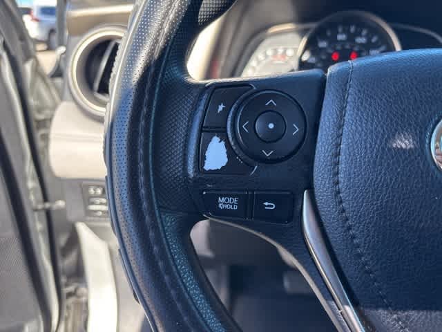 Thumbnail: 2013 Toyota RAV4 - 11