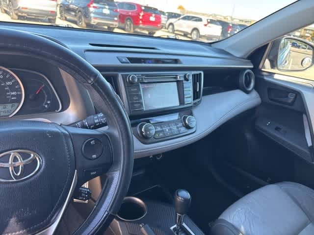 Thumbnail: 2013 Toyota RAV4 - 18