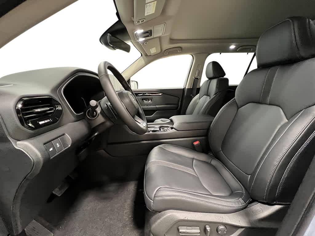 Thumbnail: 2025 Honda Pilot - 14