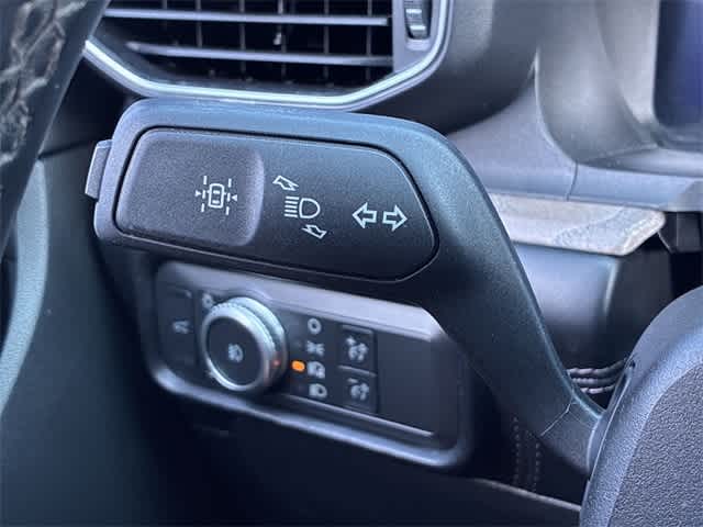 Thumbnail: 2022 Ford Explorer - 29