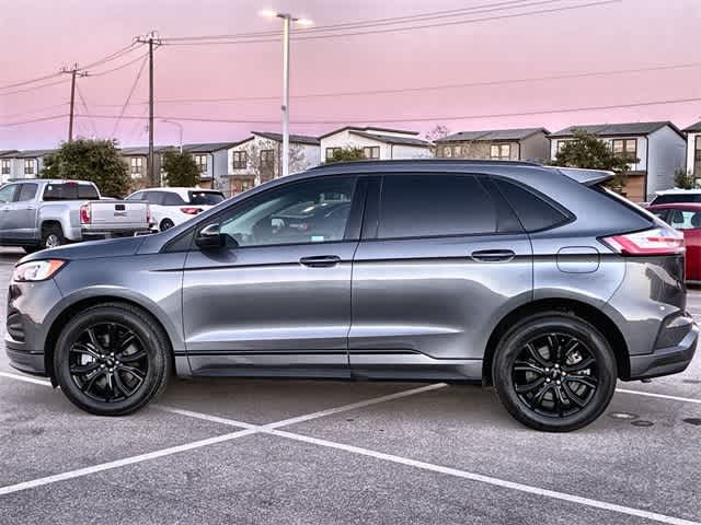 Thumbnail: 2022 Ford Edge - 3